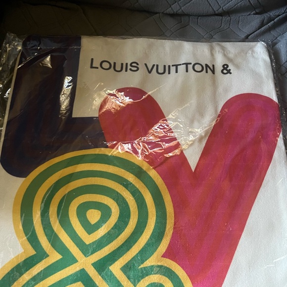 COPY - Authentic Louis Vuitton Shenzhen Exhibition Tote- new with Authenticatio… - Picture 3 of 3